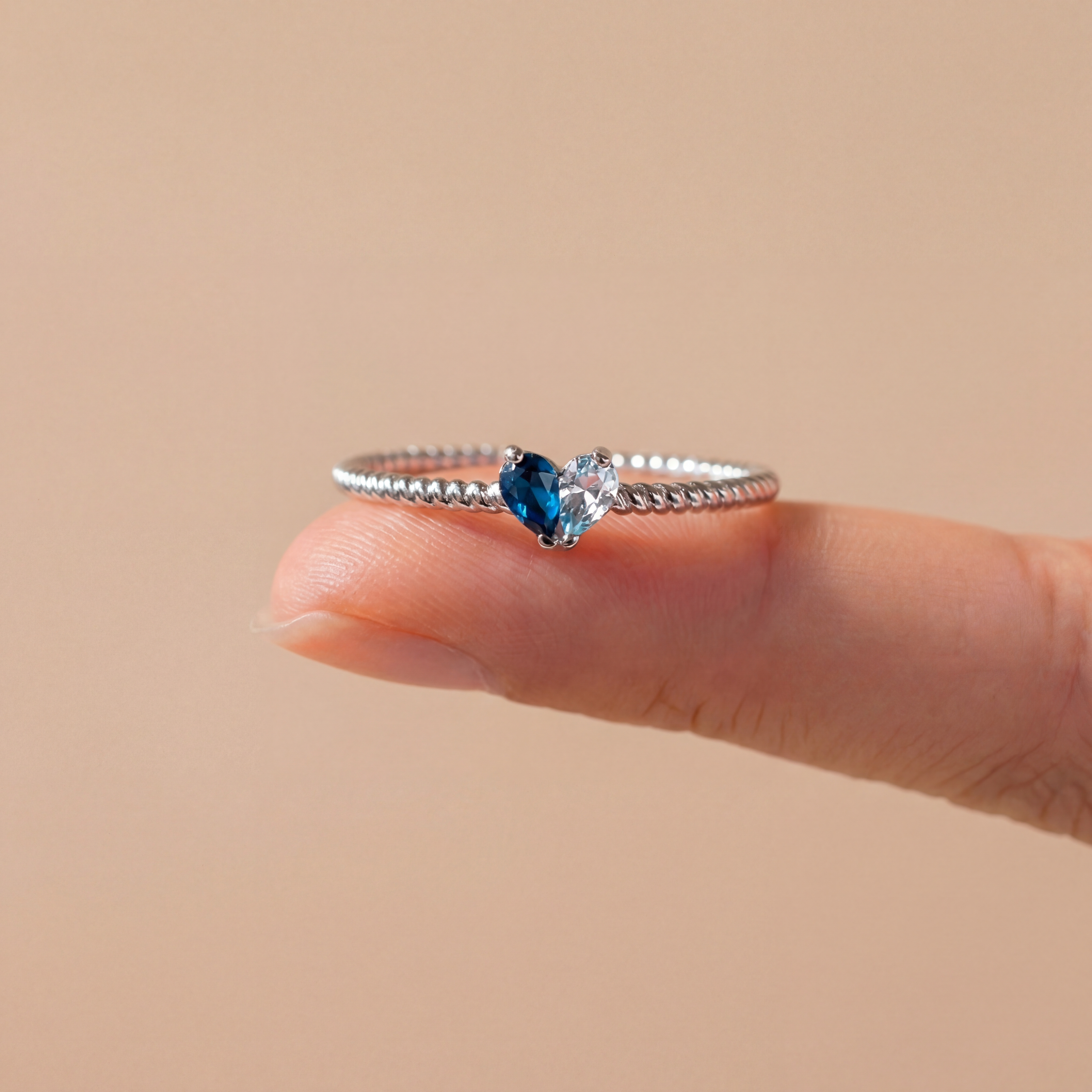 ANELLO CUORE - PERSONALIZZATO CON PIETRA MESE di NASCITA